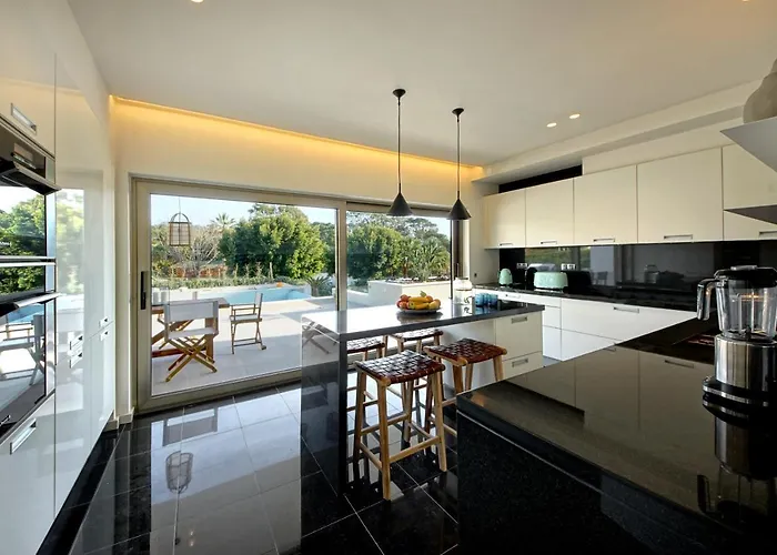 Luxury - Casa Do Forte- Infinity Pool Sea View- Walking Distance By Dreamvillasalbufeira Villa *